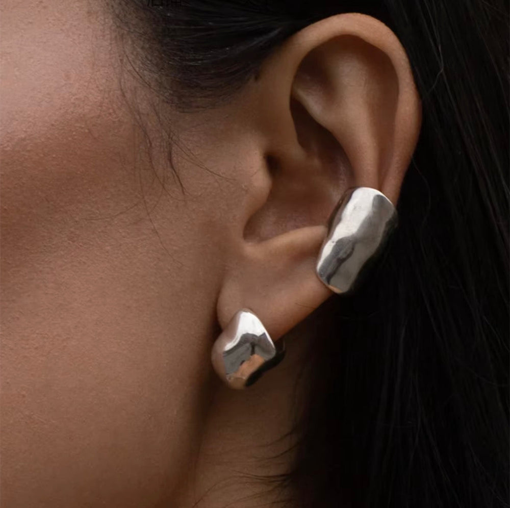 EAR CUFF